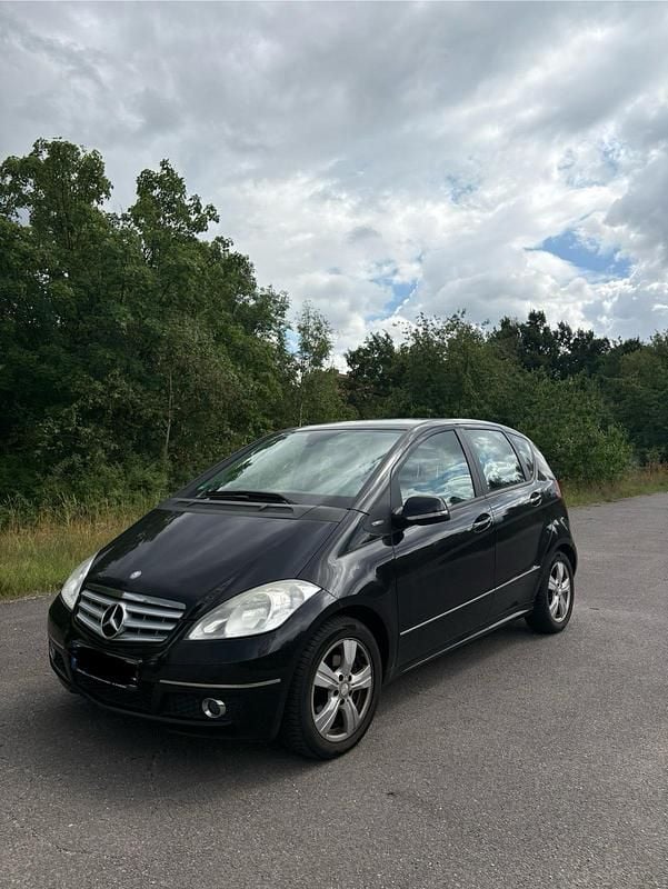 Schwarz Gebraucht 2009 Mercedes A170 Kleinwagen | 3.550 € (Guter Preis) - Bild 1/4