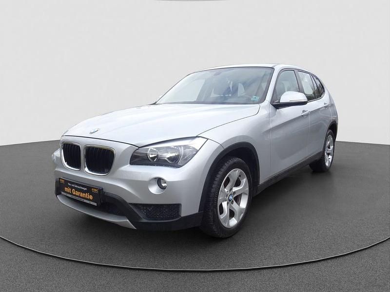 Silber Gebraucht 2013 BMW X1 Sport Line SUV | 11.999 € (Fairer Preis) - Bild 1/4