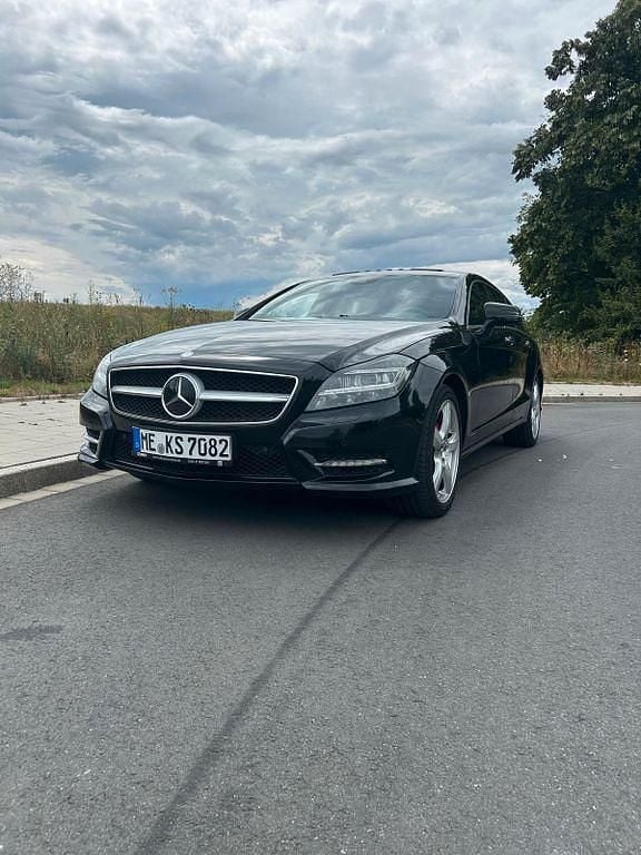 Schwarz Gebraucht 2013 Mercedes CLS350 Shooting Brake Kombi | 13.600 € (Superpreis) - Bild 1/4