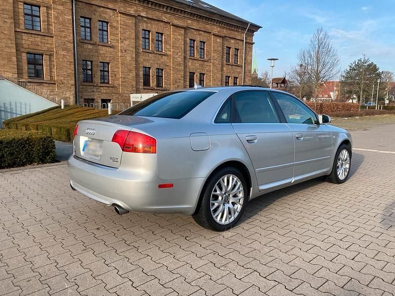 Używany Audi A4 S-Line 210 KM (154 kW) 2008 Srebrny Sedan/Limuzyna