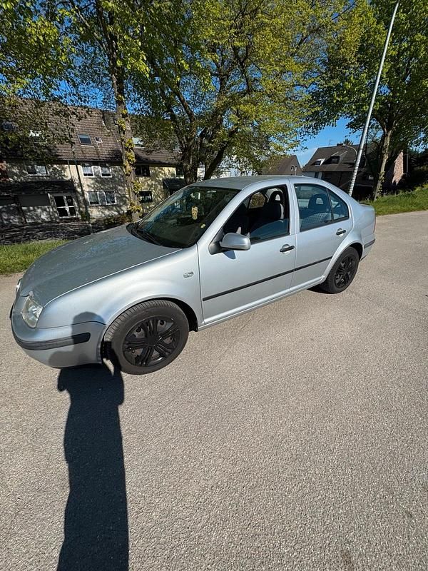 Brugt VW Bora 116 HK (85 kW) 2000 Sølv Sedan