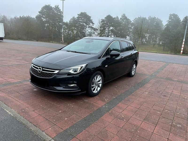 Gebraucht Opel Astra Innovation 150 PS (110 kW) 2018 Schwarz Kombi