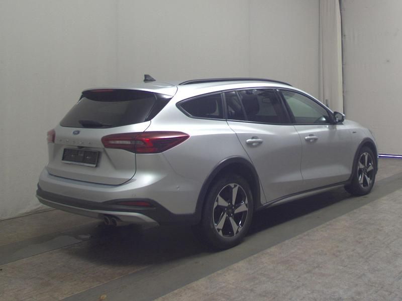 Gebraucht Ford Focus Active 120 PS (88 kW) 2023 Silber Kombi