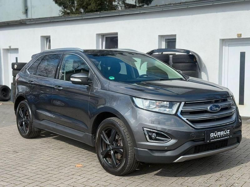 Gebraucht Ford Edge Titanium 209 PS (153 kW) 2017 Grau SUV