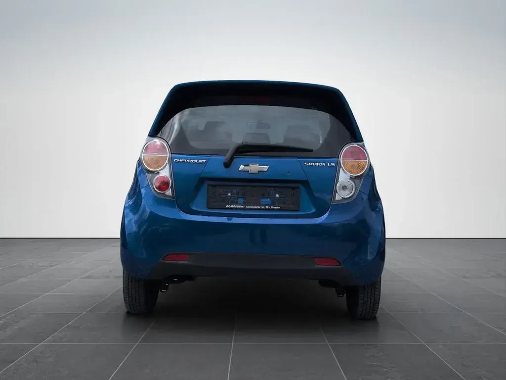 Gebraucht Chevrolet Spark 68 PS (50 kW) 2011 Blau Kleinwagen