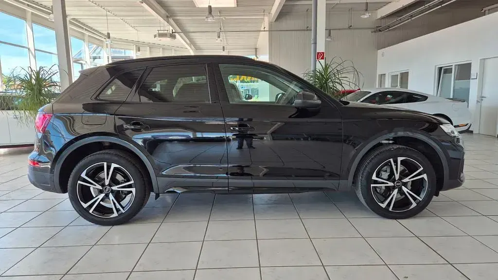 Gebraucht Audi Q5 Advanced 204 PS (150 kW) 2023 Schwarz SUV