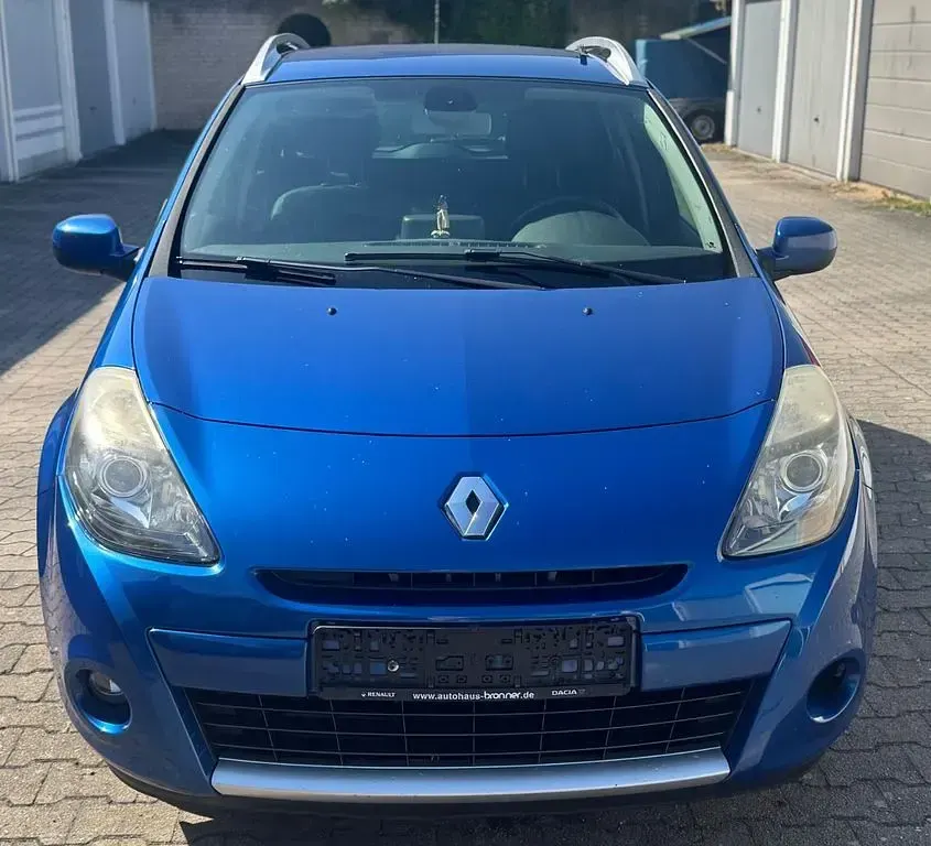 Gebraucht Renault Clio Night&Day 101 PS (74 kW) 2011 Blau Limousine