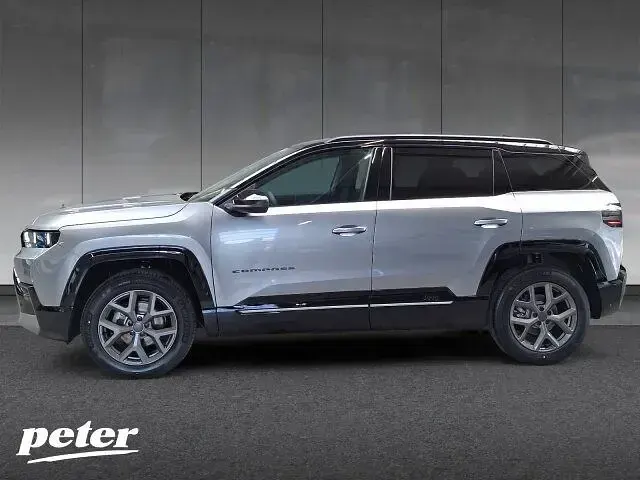Neu Jeep Compass 144 PS (105 kW) 2026 Yosemite grey/dach vulcano bla SUV