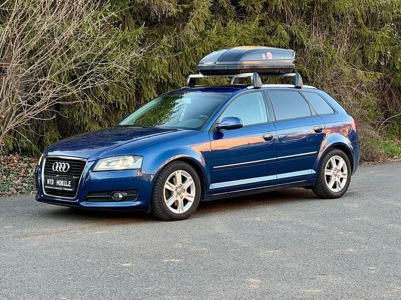 Gebraucht Audi A3 Ambiente 140 PS (102 kW) 2011 Blau Kleinwagen