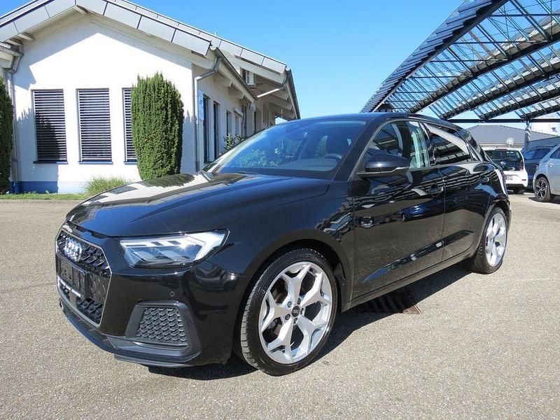 Schwarz Gebraucht 2021 Audi A1 Sportback Advanced Kleinwagen | 25.500 € (Fairer Preis) - Bild 1/4