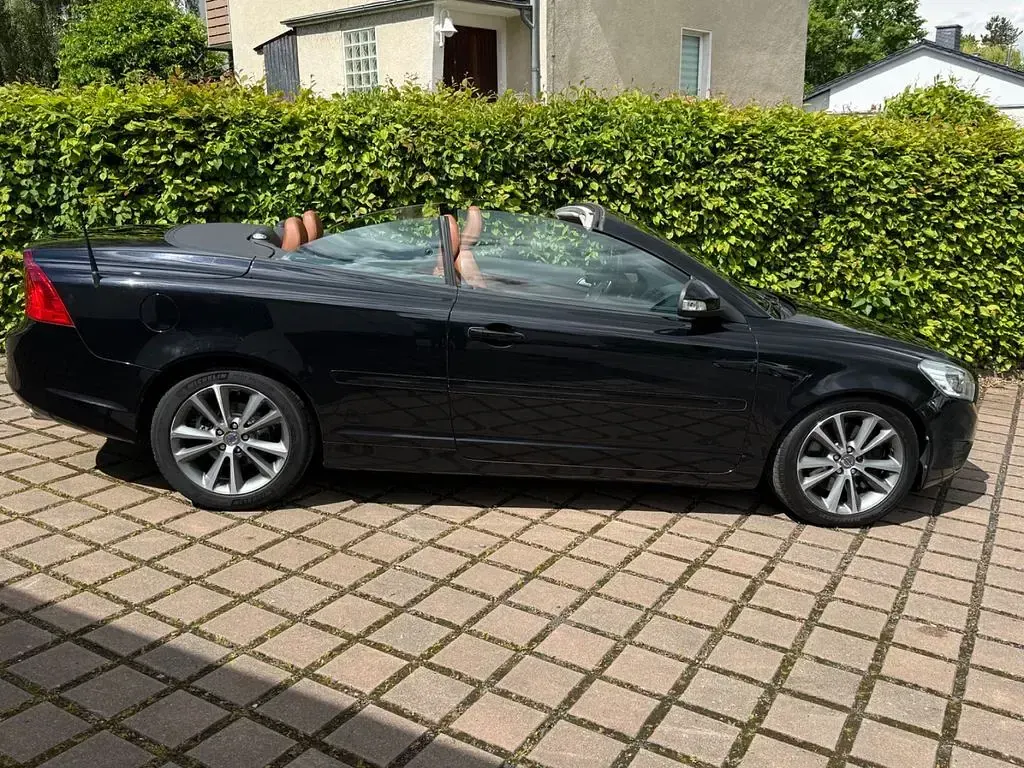 Gebraucht Volvo C70 Momentum 150 PS (110 kW) 2013 Schwarz Cabrio