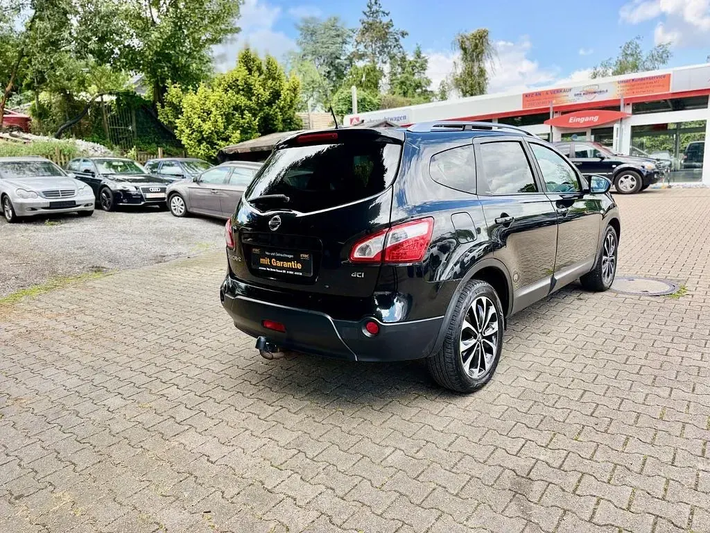 Gebraucht Nissan Qashqai +2 Visia 141 PS (103 kW) 2011 Schwarz SUV