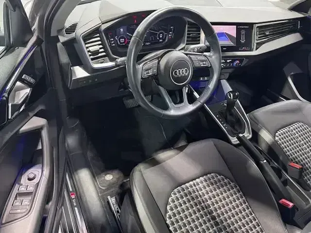 Gebraucht Volvo V50 Kinetic 150 PS (110 kW) 2019 Andere Kombi