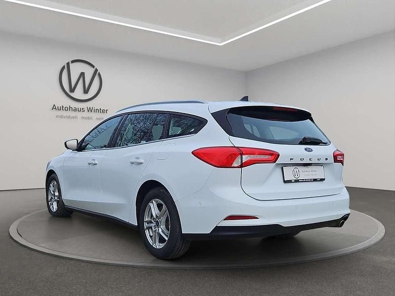 Gebraucht Ford Focus Cool & Connect 95 PS (69 kW) 2020 Weiß Kombi