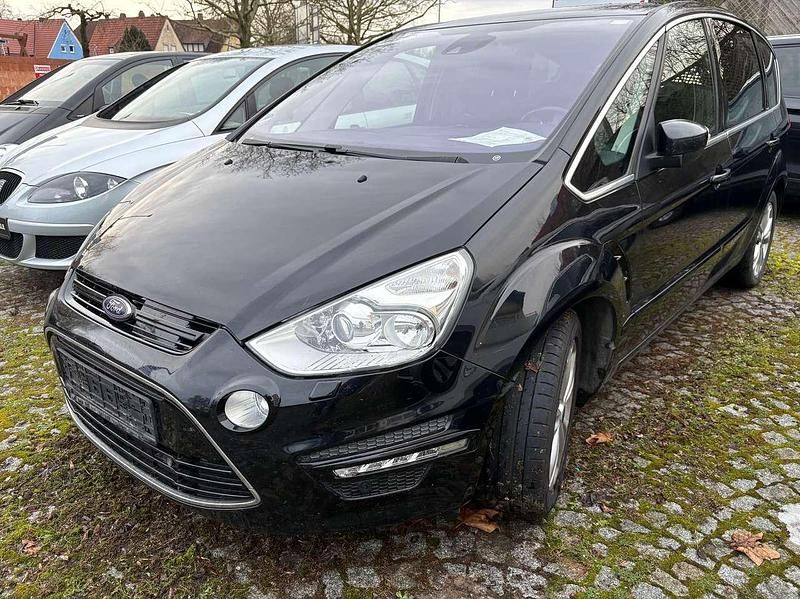 Gebraucht Ford S-MAX Titanium 163 PS (119 kW) 2015 Schwarz Van / Kleinbus