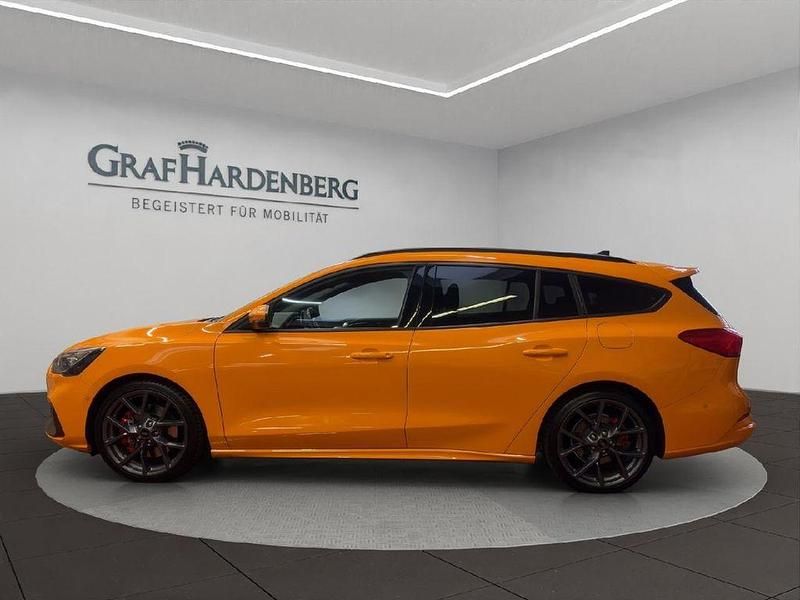Gebraucht Ford Focus ST 280 PS (205 kW) 2021 Orange Limousine