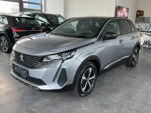 Gebraucht Peugeot 3008 Allure 131 PS (96 kW) 2023 Grau SUV