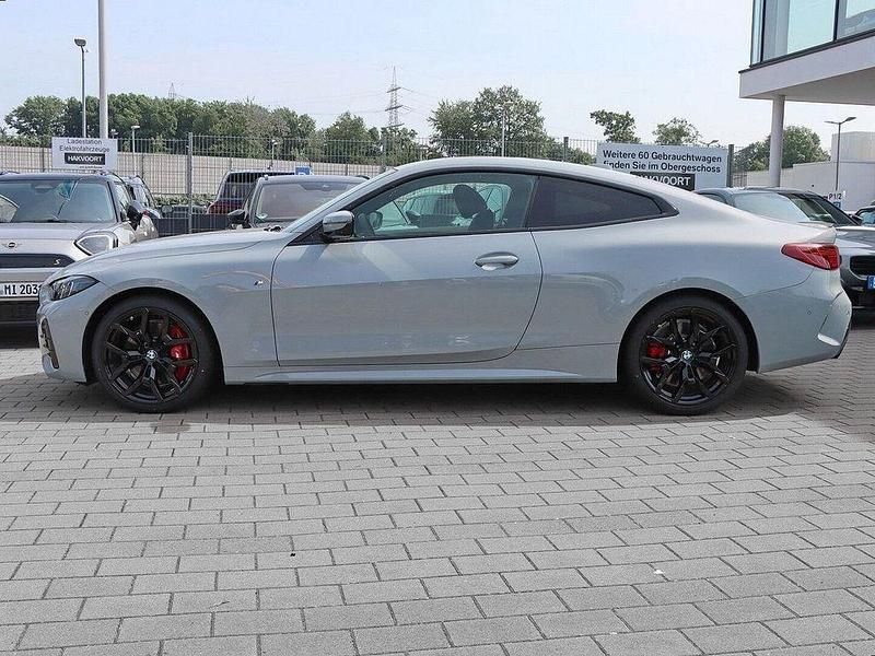 Neu BMW 420 Performance 184 PS (135 kW) 2026 Grau Coupé