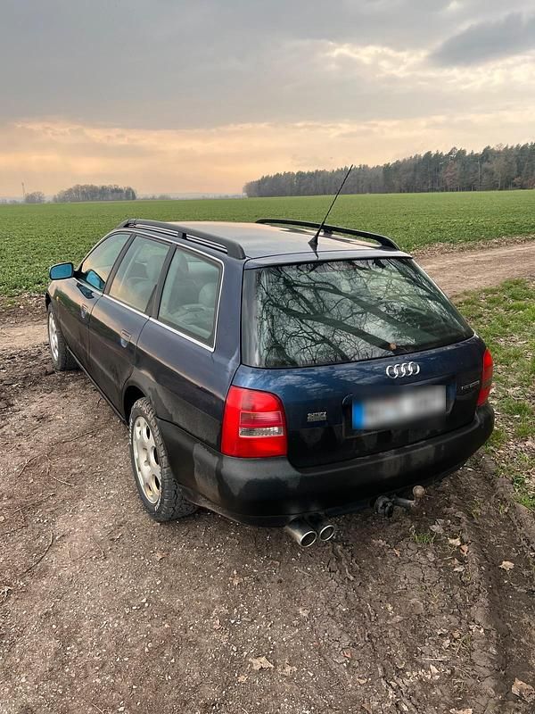 Gebraucht Audi A4 S-Line 150 PS (110 kW) 1997 Blau Kombi
