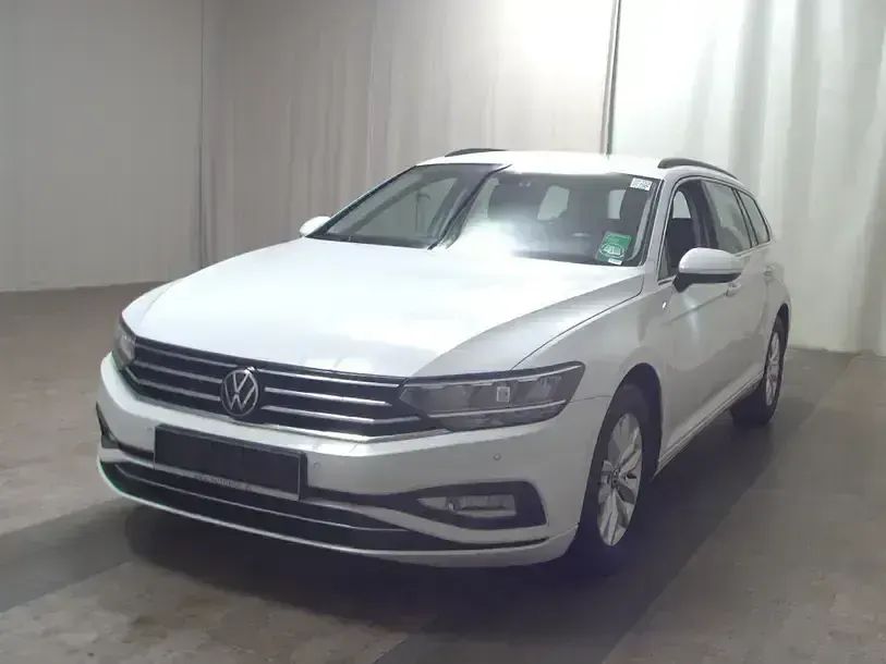 Gebraucht VW Passat Business 150 PS (110 kW) 2022 Weiss Kombi