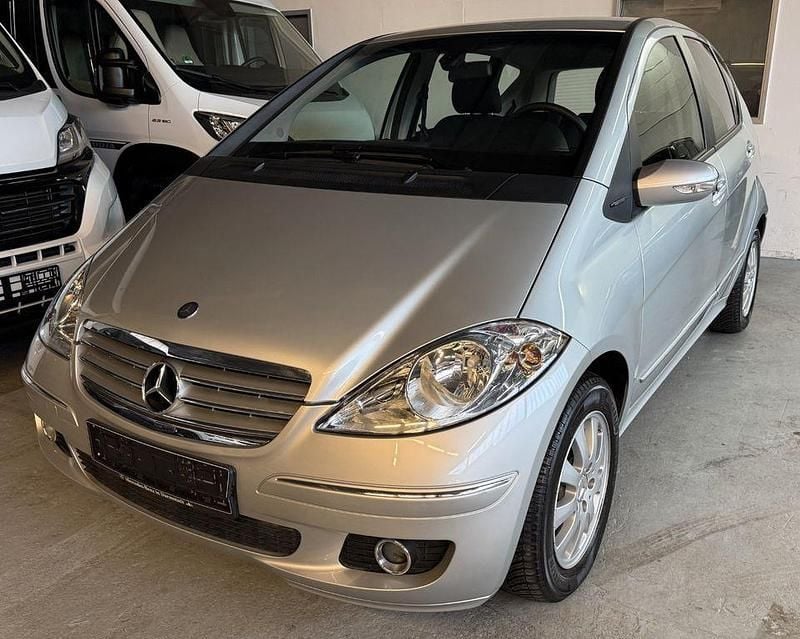 Silber Gebraucht 2006 Mercedes A150 Elegance Limousine | 4.299 € (Guter Preis) - Bild 1/4