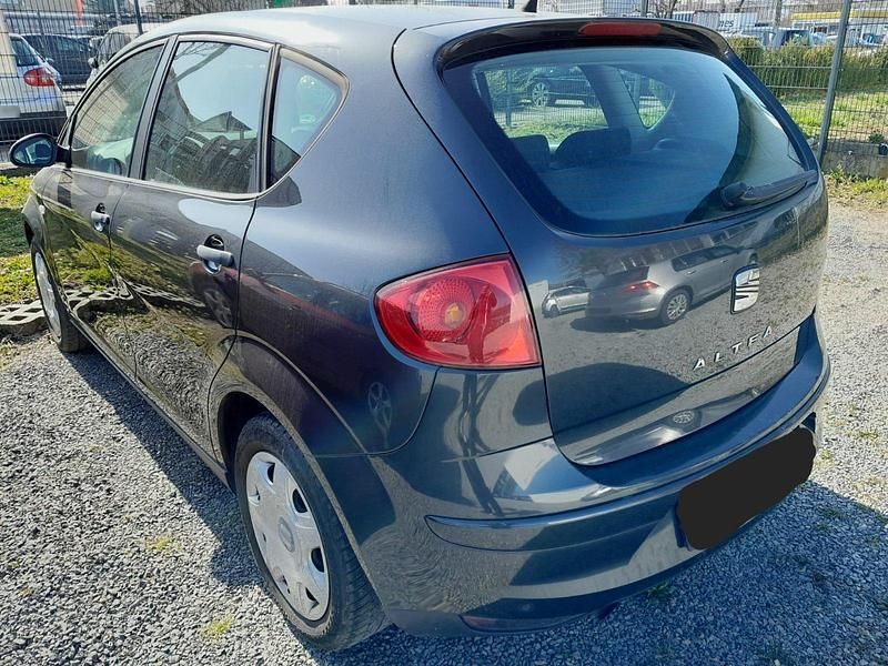 Gebraucht Seat Altea 115 PS (84 kW) 2008 Schwarz Kombi