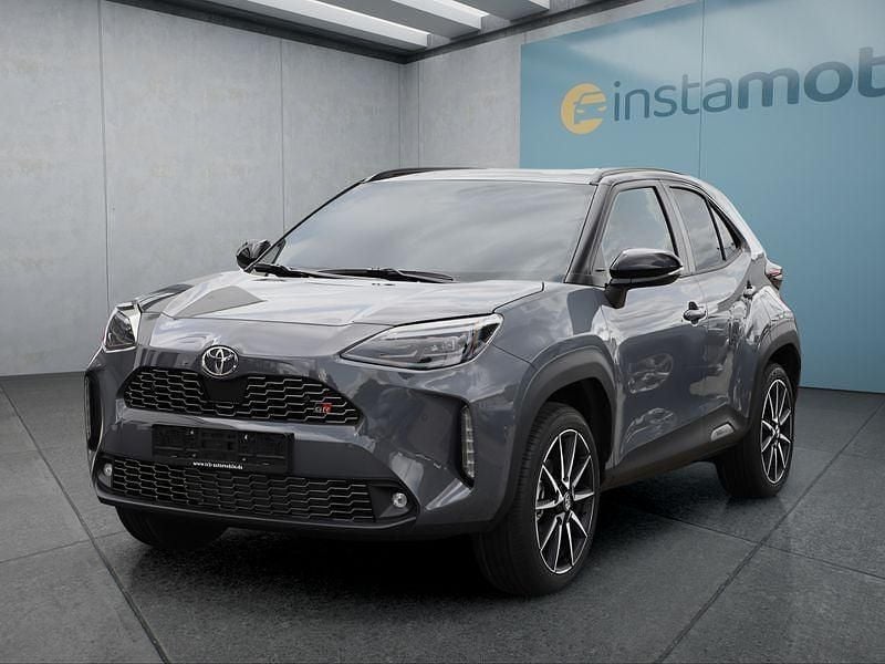 Grau Gebraucht 2025 Toyota Yaris Cross SUV | 38.349 € - Bild 1/4
