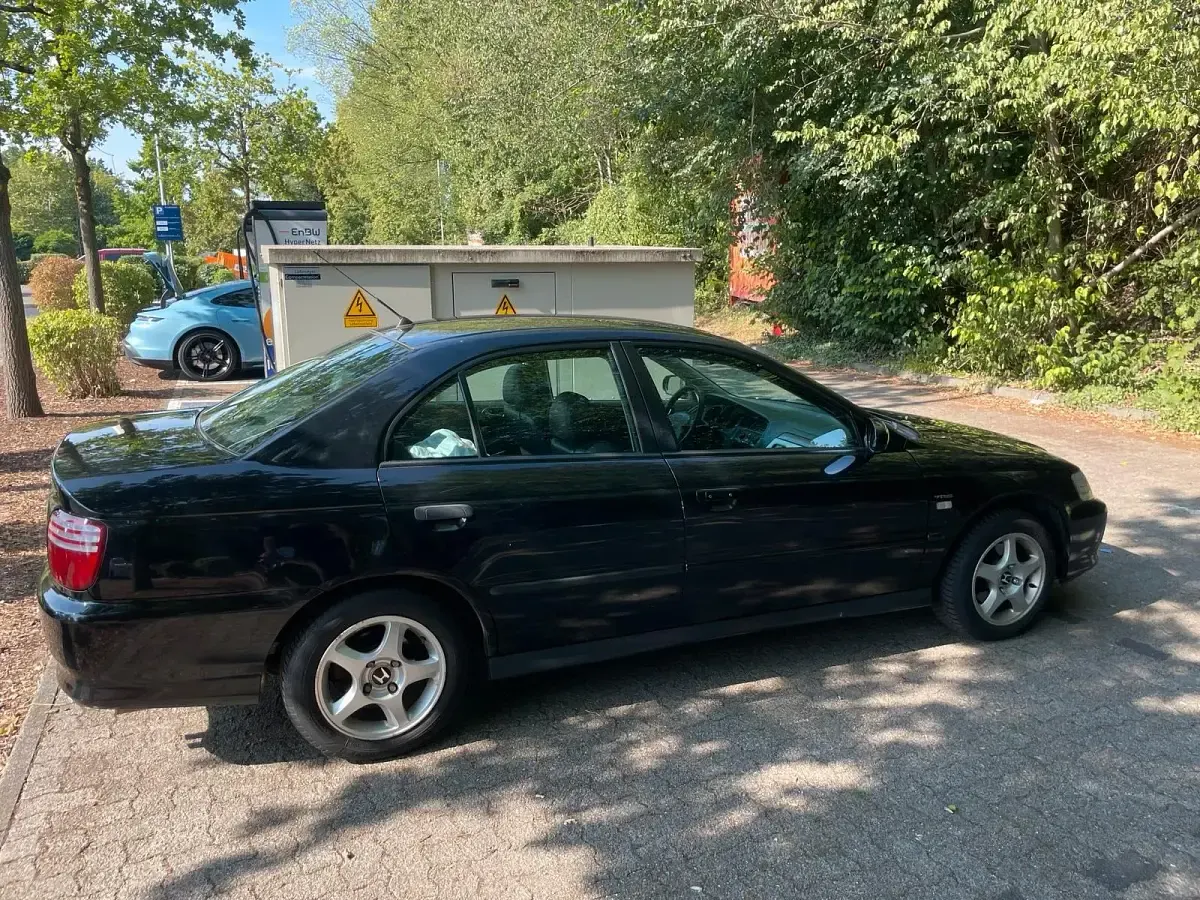 Gebraucht Honda Accord 136 PS (100 kW) 2001 Schwarz Limousine