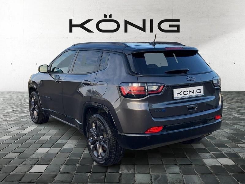 Gebraucht Jeep Compass 180 PS (132 kW) 2022 Grau SUV