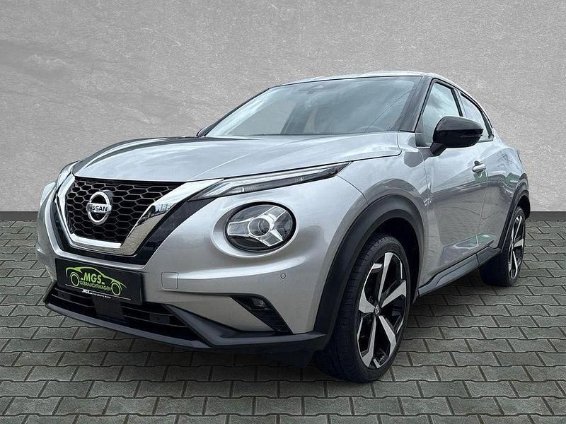 Silver / black metallic Gebraucht 2020 Nissan Juke Tekna SUV | 18.690 € (Etwas zu teuer) - Bild 1/4