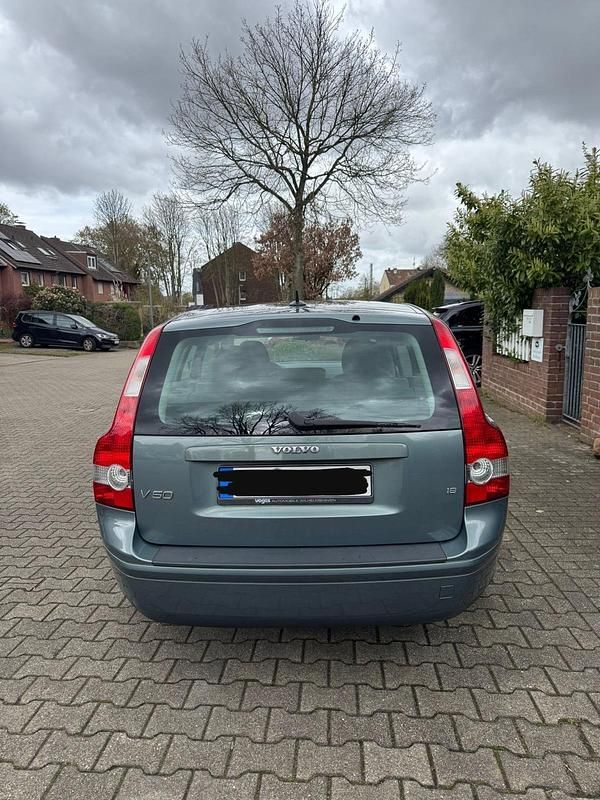Gebraucht Volvo V50 125 PS (91 kW) 2004 Blau Kombi