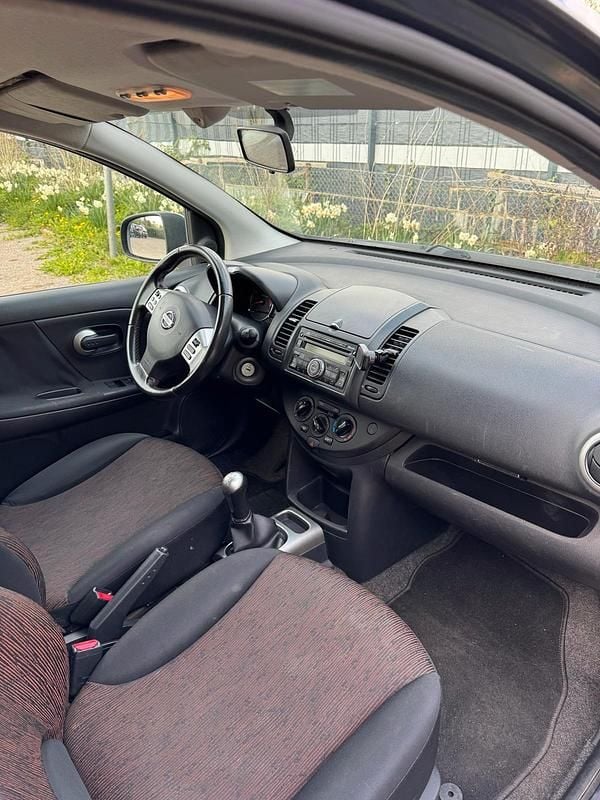 Second-hand Nissan Note 88 CP (64 kW) 2009 Albastru Hatchback