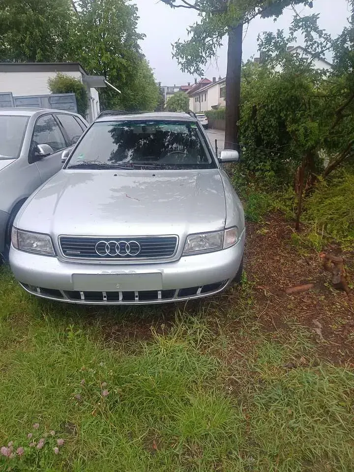 Gebraucht Audi A4 179 PS (131 kW) 2000 Kombi