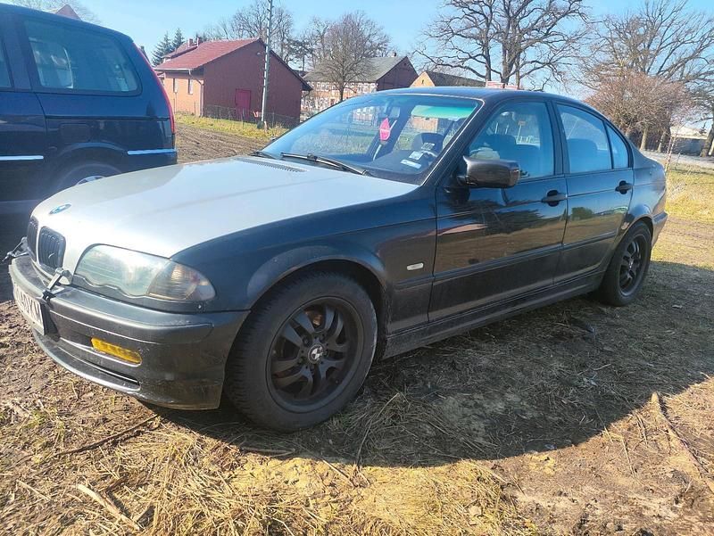 Gebraucht BMW 320 136 PS (100 kW) 1999 Limousine