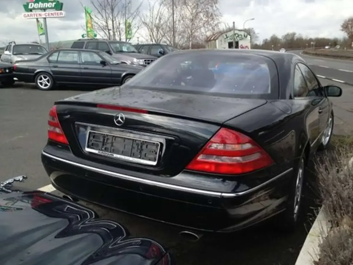 Gebraucht Mercedes CL600 367 PS (269 kW) 2001 Schwarz Coupé