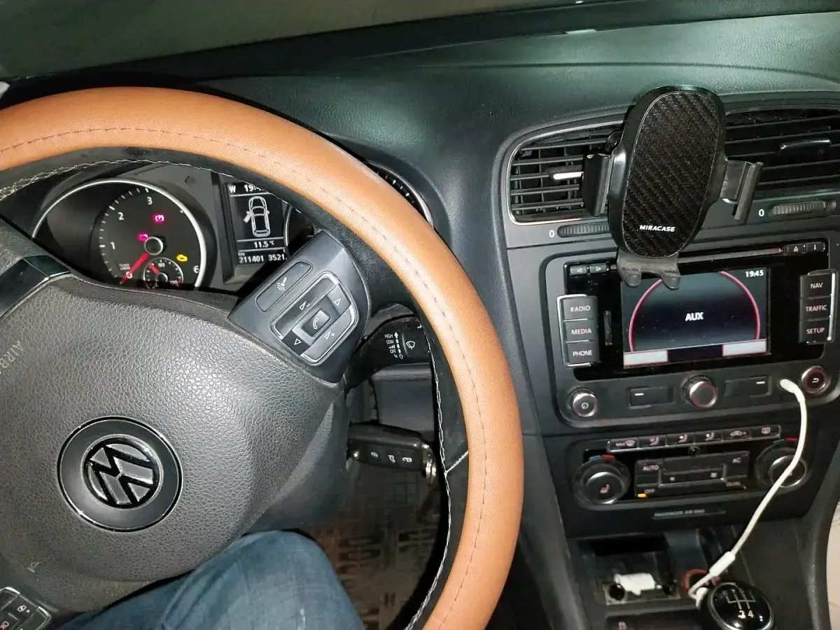 Second-hand VW Golf VII 105 CP (77 kW) 2012 Gri Break