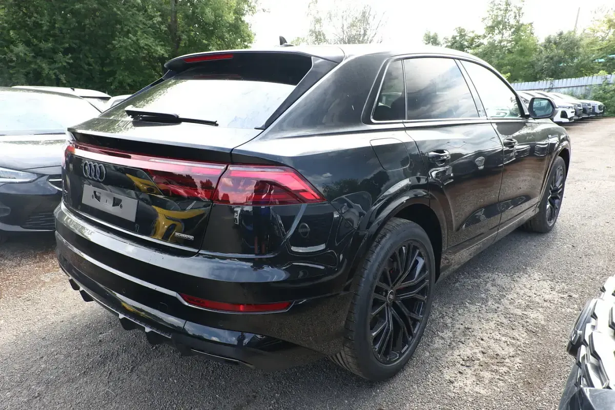 Neu Audi Q8 Comfort 286 PS (210 kW) 2026 Schwarz SUV