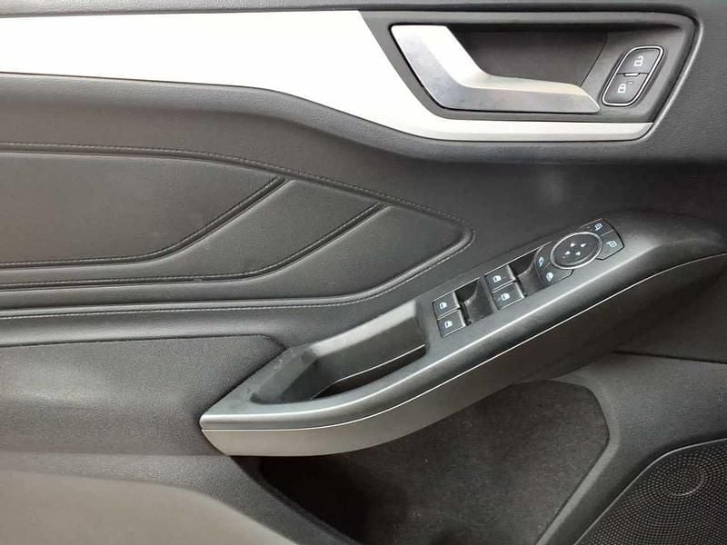 Gebraucht Ford Focus Cool & Connect 150 PS (110 kW) 2020 Blazer blau Kombi