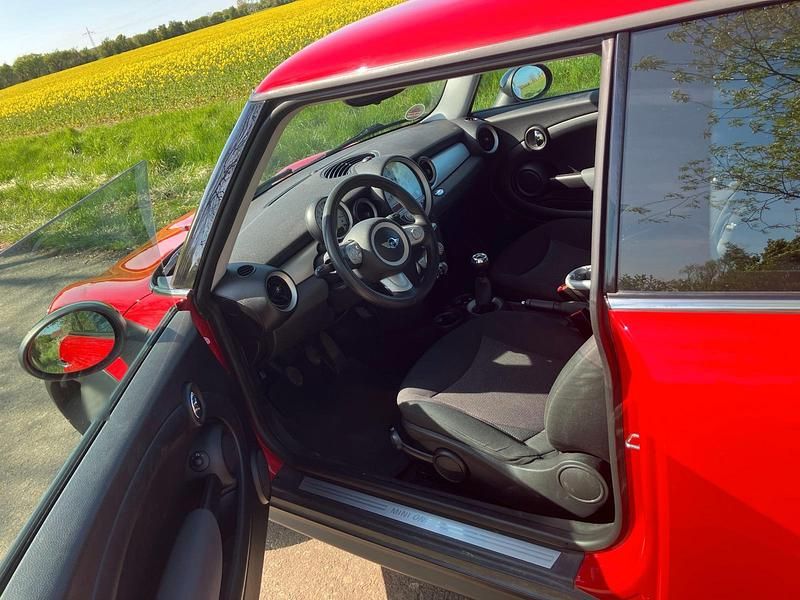 Usata Mini ONE 95 CV (69 kW) 2008 Rosso Utilitaria