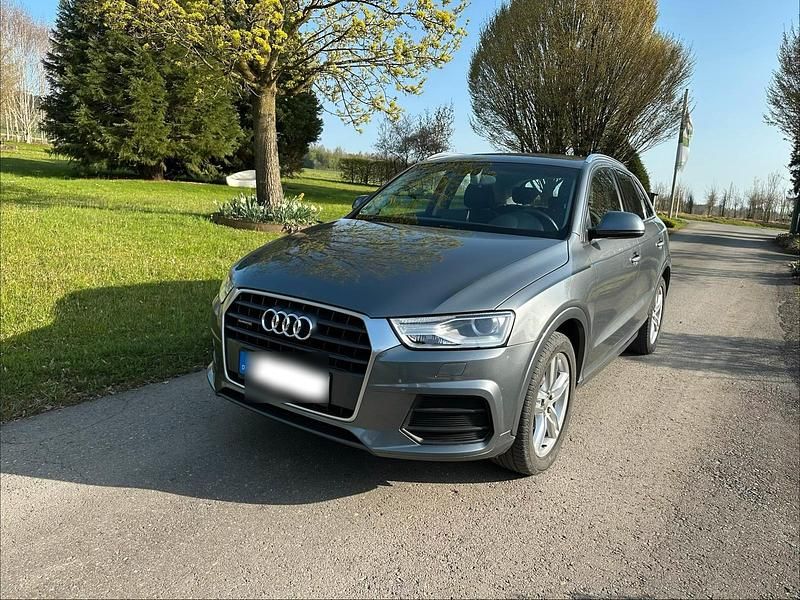 Gebraucht Audi Q3 S-Line 150 PS (110 kW) 2015 Grau SUV