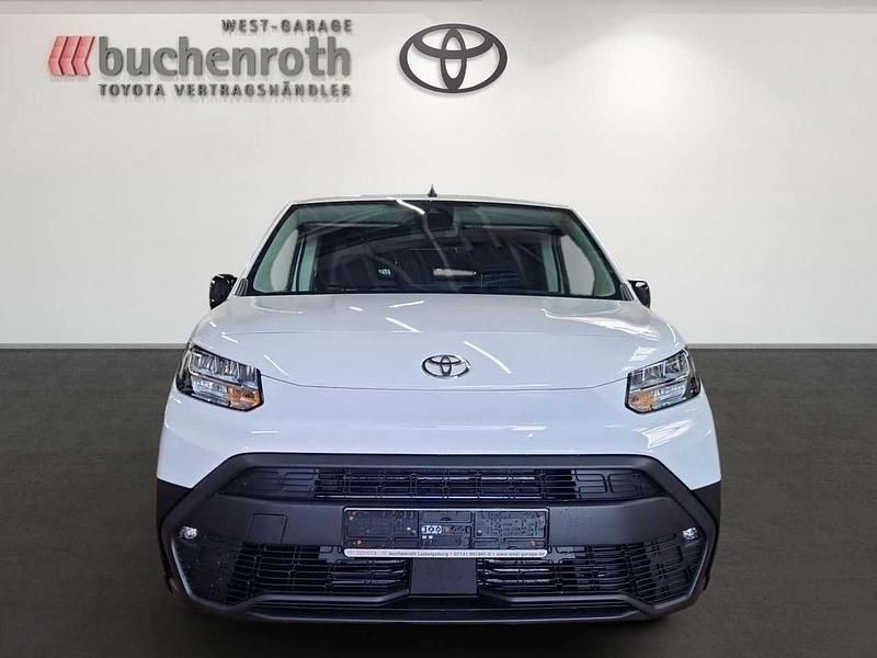 Gebraucht Toyota Proace 102 PS (75 kW) 2024 Ice white Van / Kleinbus