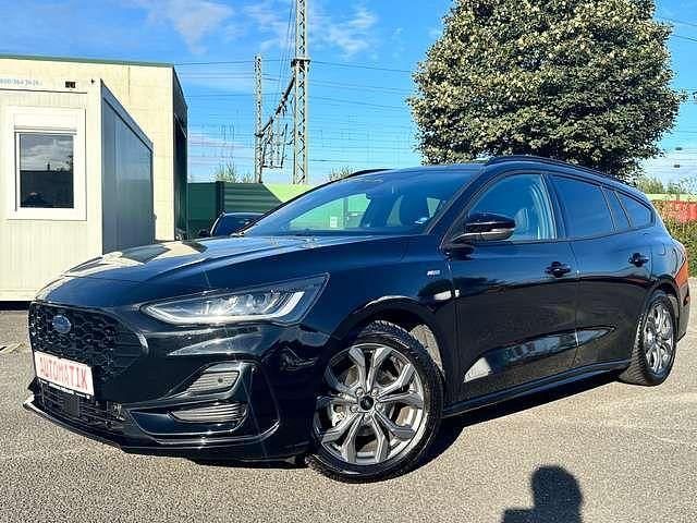 Obsidianschwarz metallic Gebraucht 2024 Ford Focus ST-Line X Kombi | 24.900 € (Guter Preis) - Bild 1/4