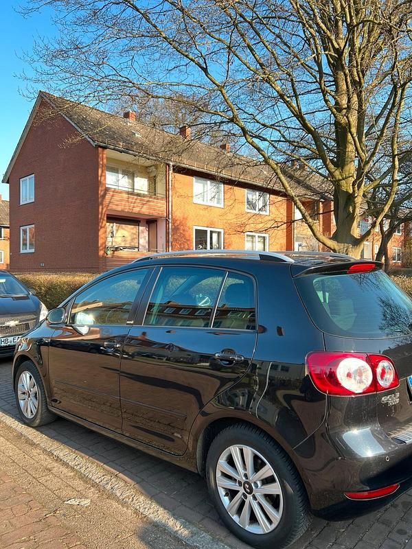 Gebraucht VW Golf VII 86 PS (63 kW) 2012 Schwarz Kleinwagen