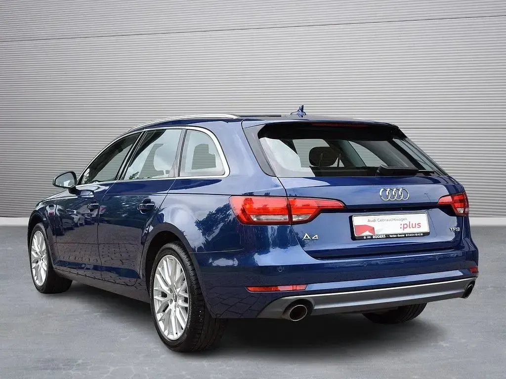 Gebraucht Audi A4 Sport 252 PS (185 kW) 2018 Blau Kombi