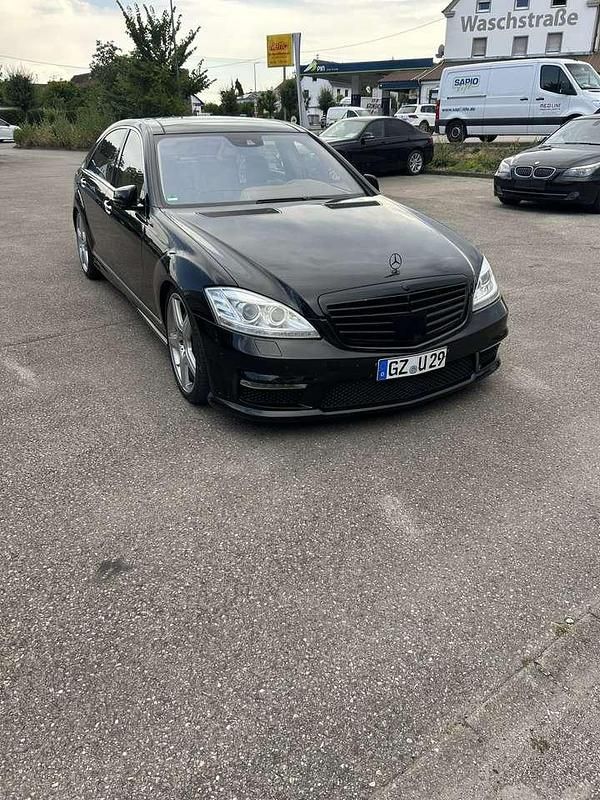 Schwarz Gebraucht 2011 Mercedes S63 AMG AMG Limousine | 27.290 € (Superpreis) - Bild 1/4