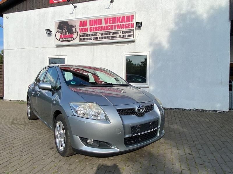 Gebraucht Toyota Auris Team 97 PS (71 kW) 2008 Grau Limousine