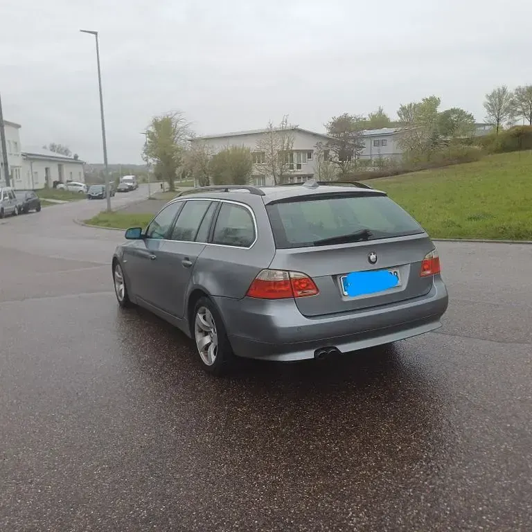 Gebraucht BMW 525 Performance 177 PS (130 kW) 2004 Silber Kombi