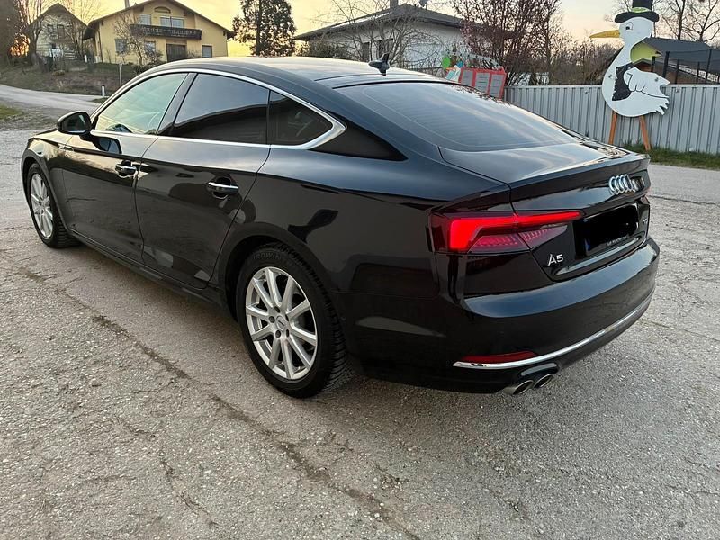 Gebraucht Audi A5 Sportback 190 PS (139 kW) 2017 Schwarz Kleinwagen