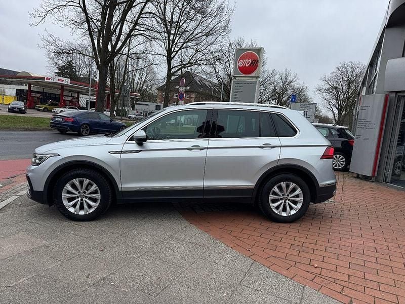 Gebraucht VW Tiguan Elegance 150 PS (110 kW) 2022 Silber SUV