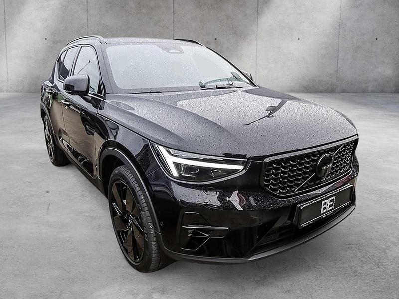Gebraucht Volvo XC40 Plus 163 PS (119 kW) 2025 Schwarz SUV